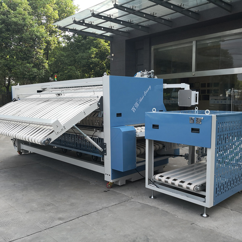 開布草洗滌公司使用的洗滌設(shè)備推薦之百強(qiáng)高速折疊機(jī) 開布草洗滌公司使用的洗滌設(shè)備推薦之百強(qiáng)高速折疊機(jī)